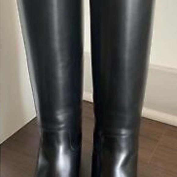 LOUIS VUITTON HERITAGE BOOTS - Picture 5 of 8